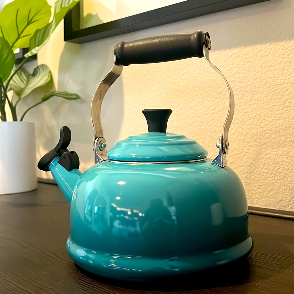 Le Creuset Enamel On Steel Whistling Tea Kettle, 1.7 qt., Caribbean
